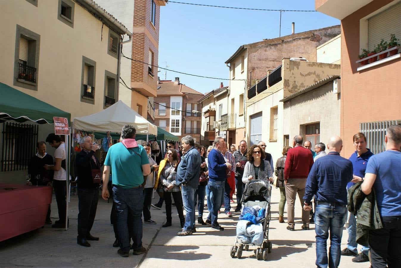 Feria de vinos y gastronomía en Uruñuela.