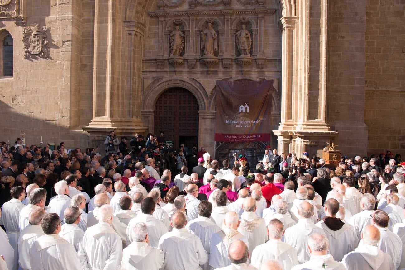 El cardenal Ricardo Blázquez y el obispo Carlos Escribano presidieron la inauguración del Año Jubilar y la apertura de la puerta del Perdón.