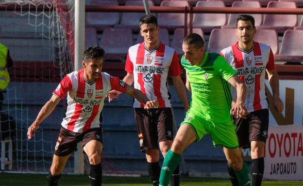 Un momento del partido celebrado este sábado en Las Gaunas.