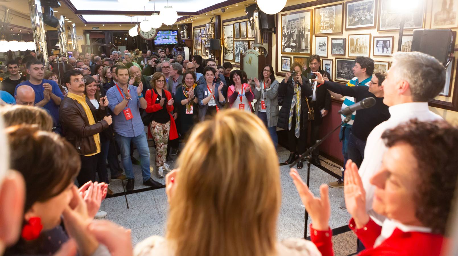 Los socialistas celebraronlos buenos resultados obtenidos 