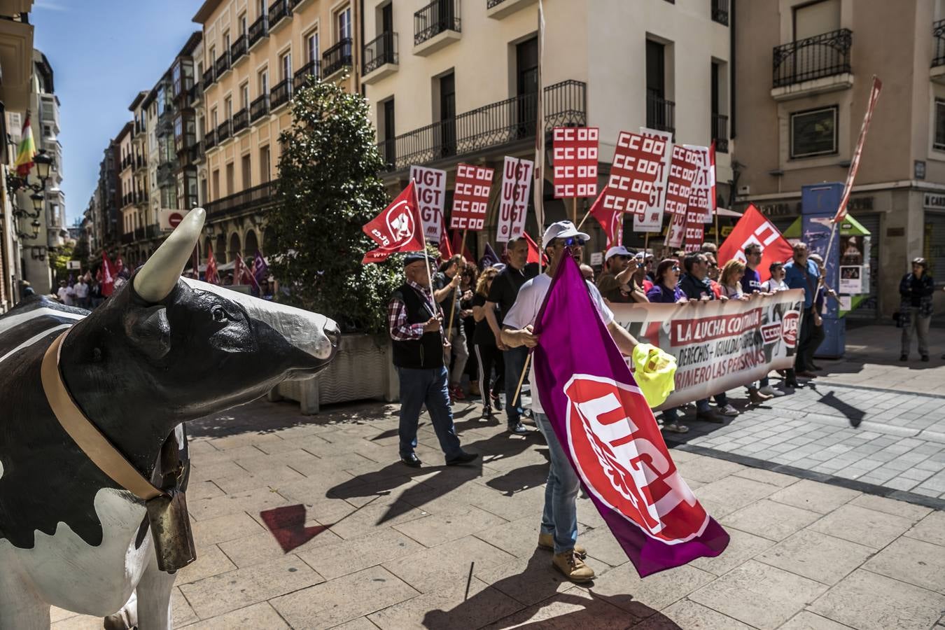 Las centrales mayoritarias logran reunir a entre 4.000 y 5.000 personas en la tradicional movilización del Día del Trabajo