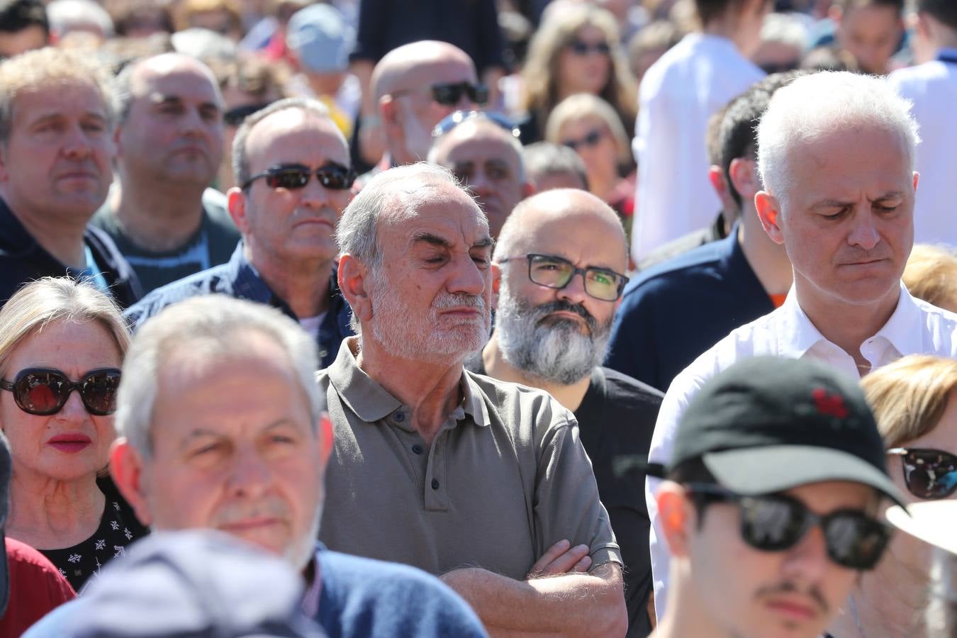 En el acto de hoy han participado, junto a los miembros de la asociación, representantes de sindicatos y partidos políticos