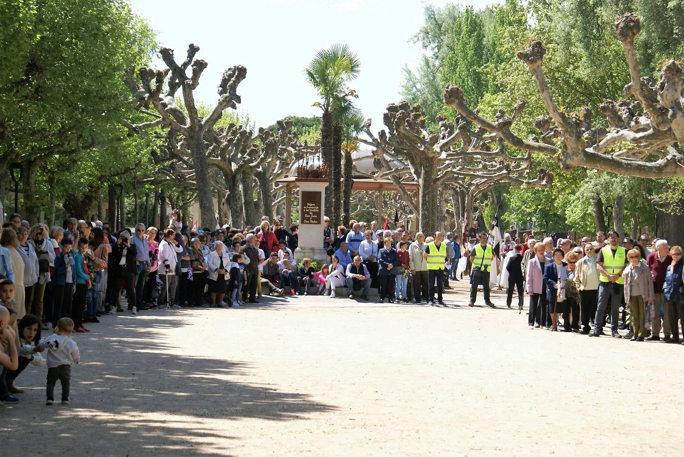 Fotos: Pregón del Primero de mayo y la aclamación de Fernando III el Santo en Nájera