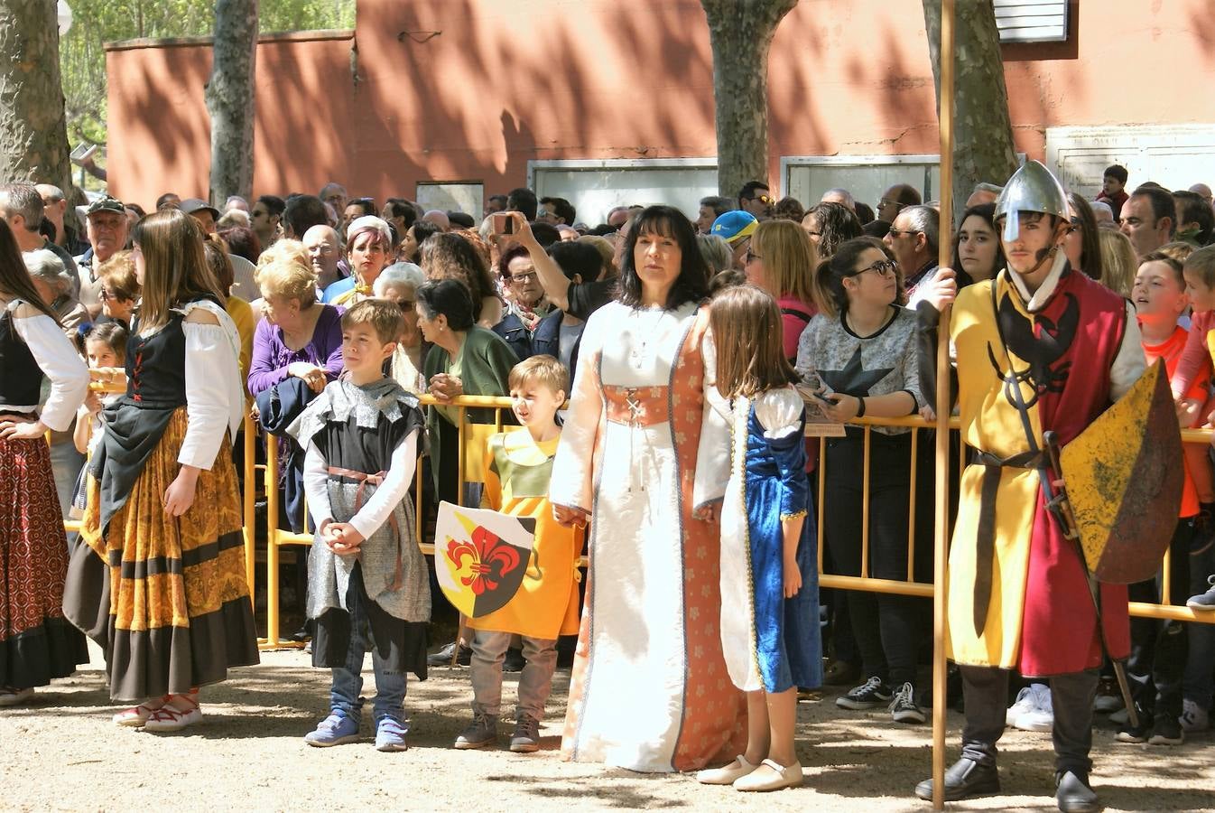 Fotos: Pregón del Primero de mayo y la aclamación de Fernando III el Santo en Nájera