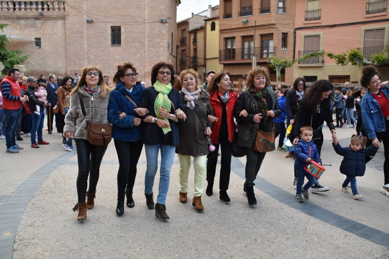Fotos: Aldeanueva de Ebro comienza las fiestas de la Juventud