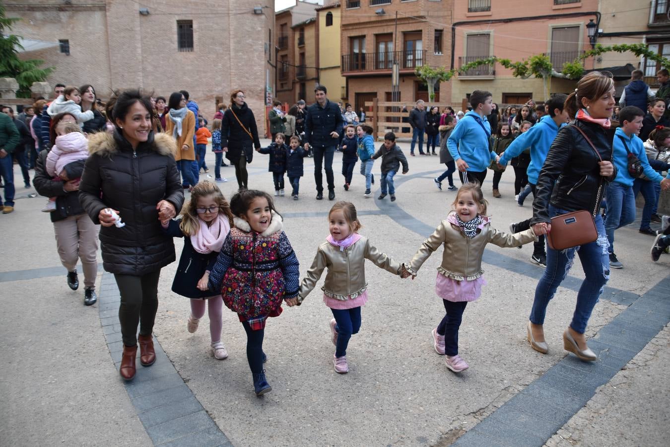 Fotos: Aldeanueva de Ebro comienza las fiestas de la Juventud