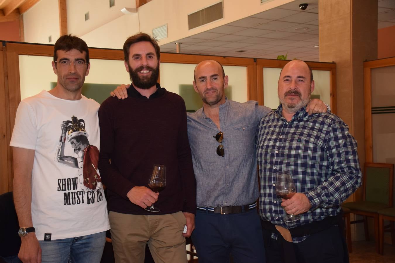 Los participantes en el Torneo Finca Valpiedra, de la Liga de Golf y Vino, disfrutaron de una cata de vinos de la bodega.