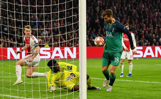 Llorente, en posesión del balón en las semifinales de la Champios League 2019.