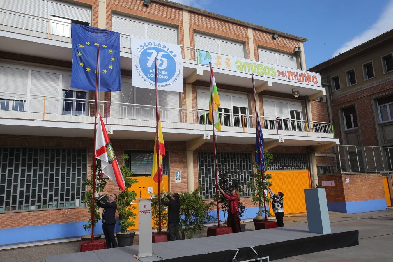 El colegio Escolapias-Sotilllo de Logroño ha sido galardonado con la Estrella de Europa 2019 por introducir la dimensión europea en todas las etapas educativas.