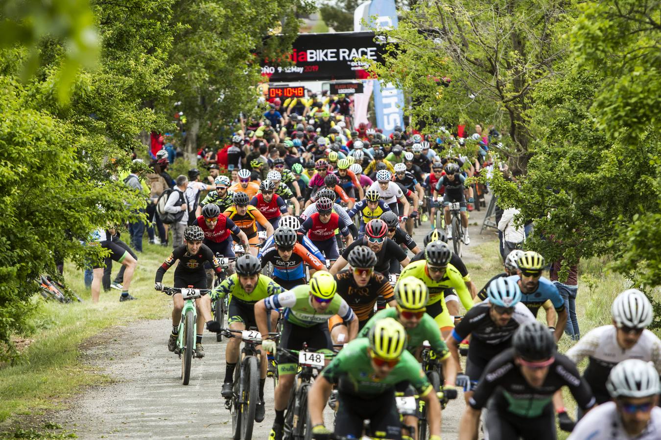 Fotos: Primera etapa de La Rioja Bike Race: La salida