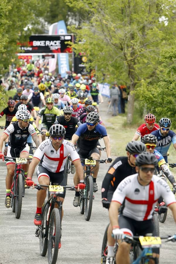 Fotos: Primera etapa de La Rioja Bike Race: La salida