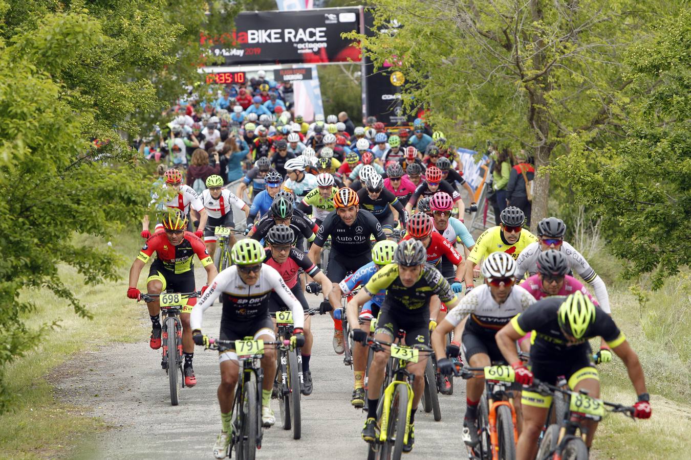 Fotos: Primera etapa de La Rioja Bike Race: La salida