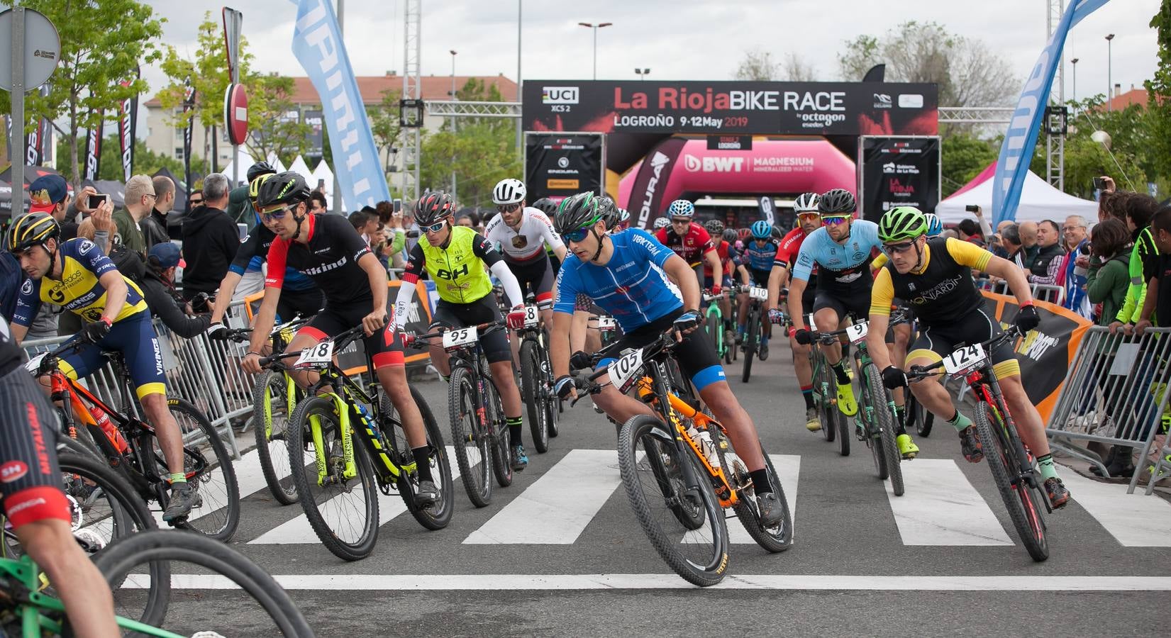 Fotos: Segunda etapa de La Rioja Bike Race (I)