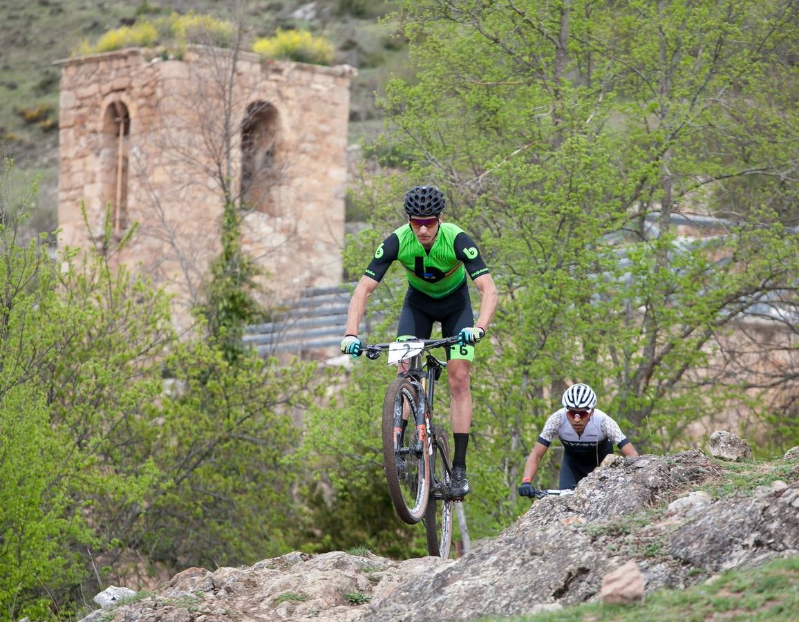 Fotos: Segunda etapa de La Rioja Bike Race (I)