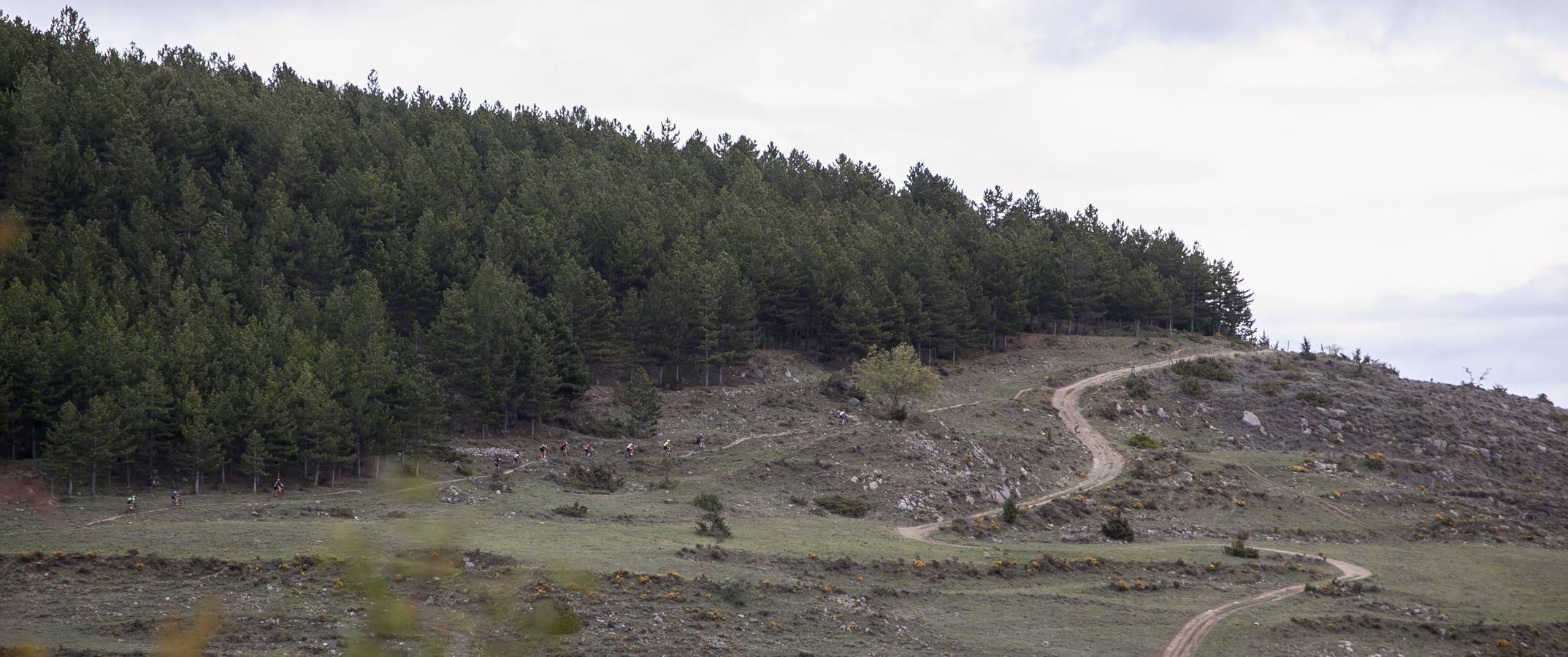 Fotos: Segunda etapa de La Rioja Bike Race (II)