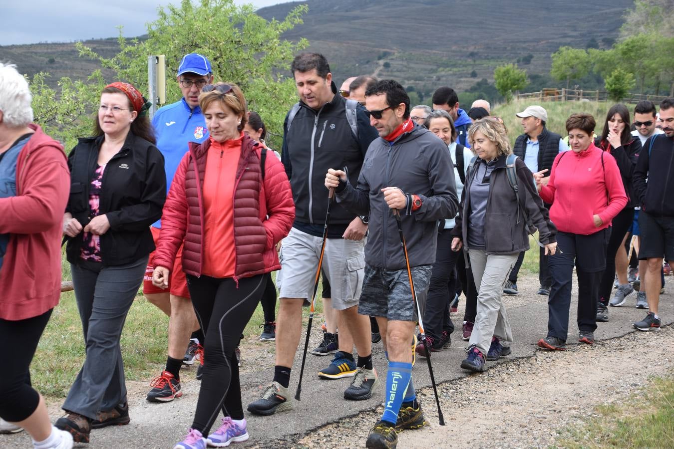 Participan más de 700 personas.