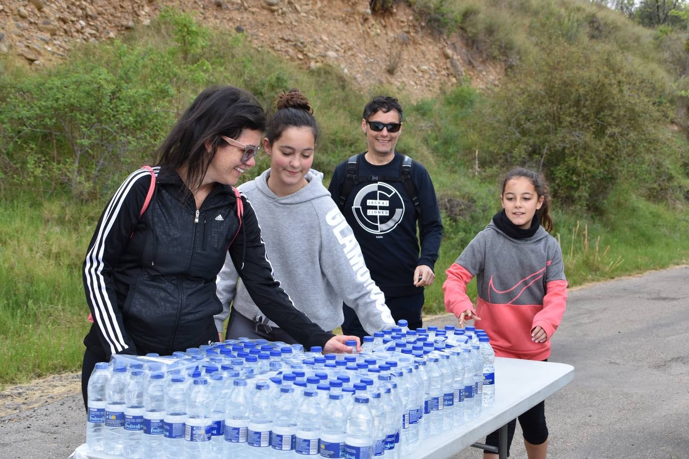 Participan más de 700 personas.