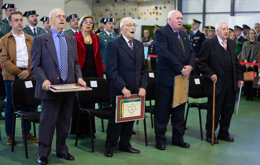 El Acuartelamiento de la Guardia Civil de Logroño ha celebrado este lunes un acto conmemorativo