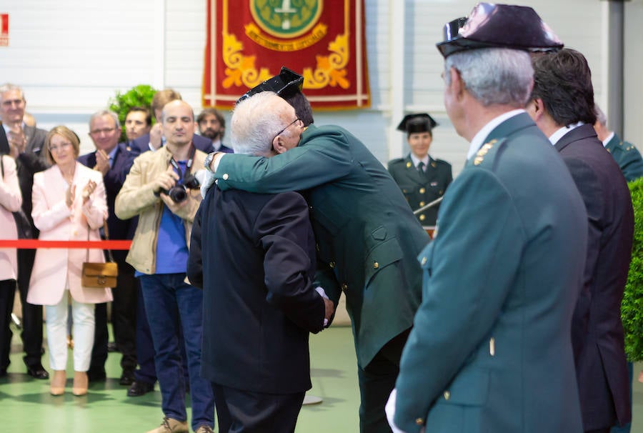 El Acuartelamiento de la Guardia Civil de Logroño ha celebrado este lunes un acto conmemorativo