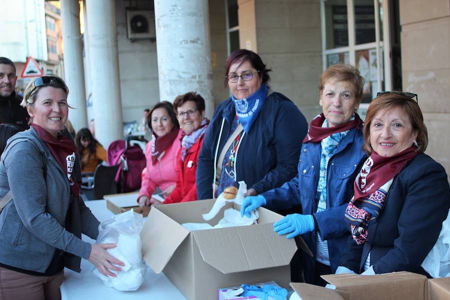 La asociación de mujeres ofreció una degustación de bocadillo