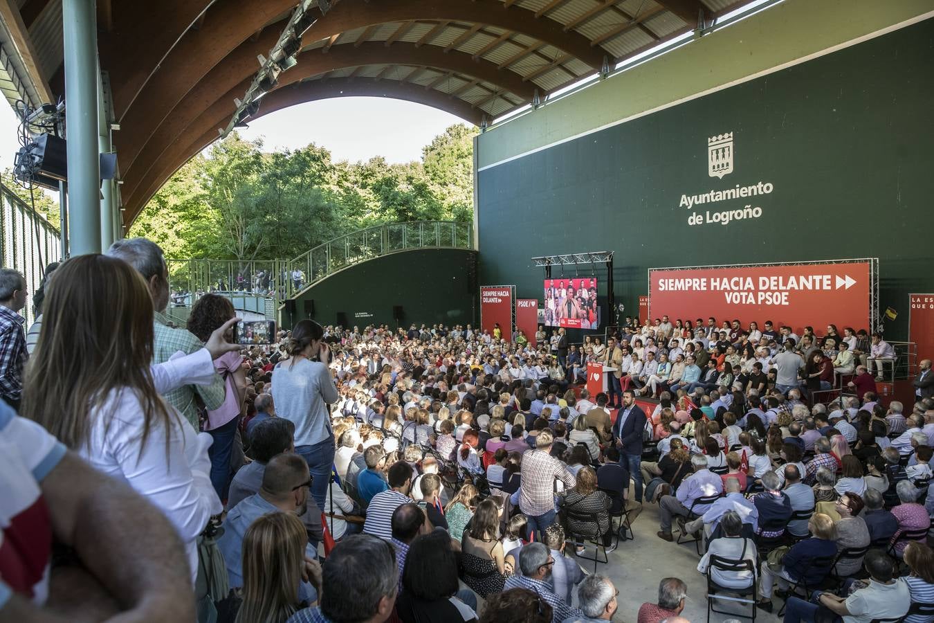 Fotos: Sánchez en su mitin en Logroño para pedir el voto para Andreu y Pablo Hermoso