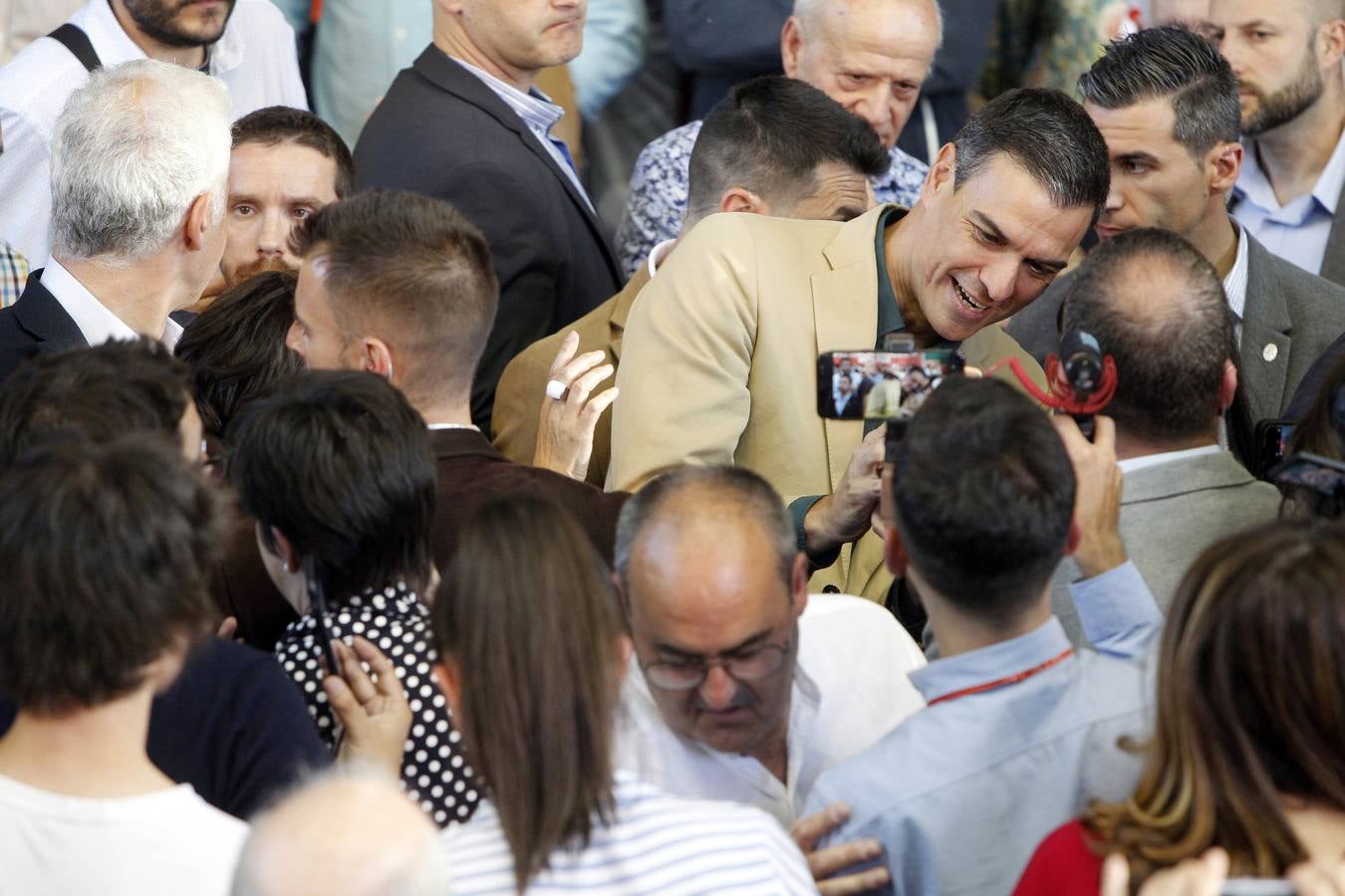 Fotos: Sánchez en su mitin en Logroño para pedir el voto para Andreu y Pablo Hermoso