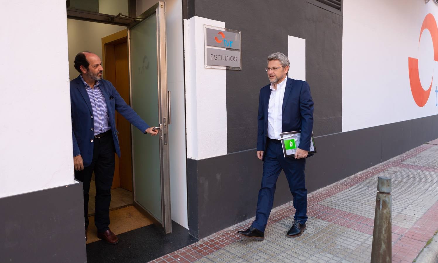 Fotos: La otra cara del debate de TVR de candidatos a la Presidencia del Gobierno riojano