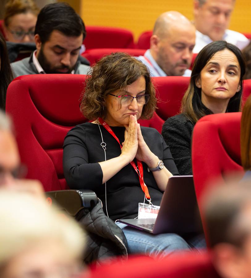 Fotos: Conferencia en la UR de decanos de universidades españolas sobre la modificación del actual sistema de acceso a la profesión docente