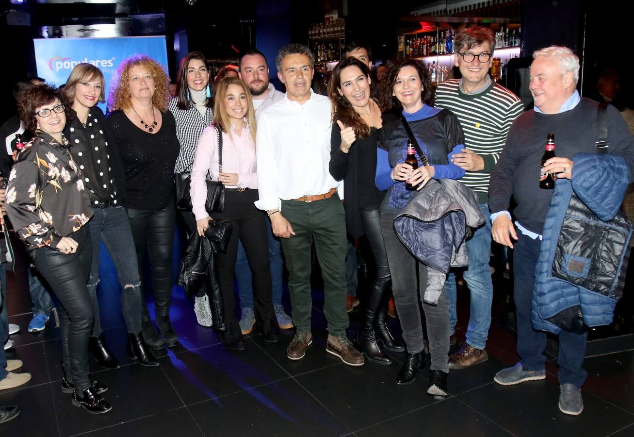 Fotos: El PP se va de discoteca