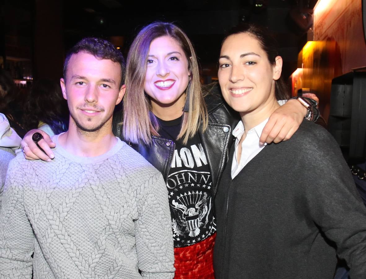 Fotos: El PP se va de discoteca