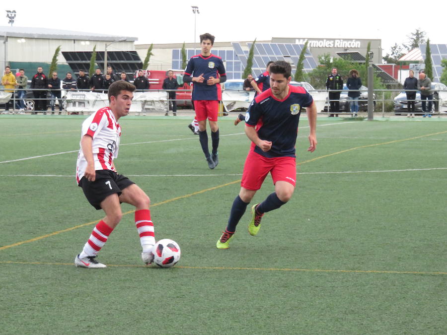 un final emocionante, con toda la afición en el campo homenajeando a sus 'campeones'