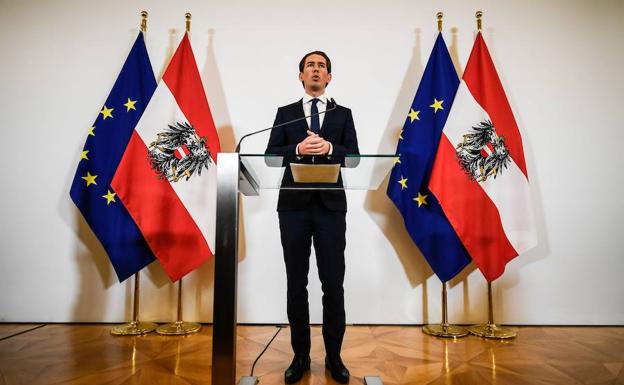 El canciller austriaco, Sebastian Kurz, durante una comparecencia este lunes