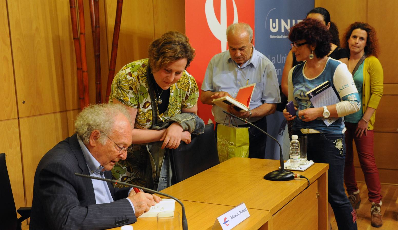 Fotos: Cuando Eduardo Punset triunfó en el Aula de Cultura de Diario LA RIOJA en el 2012