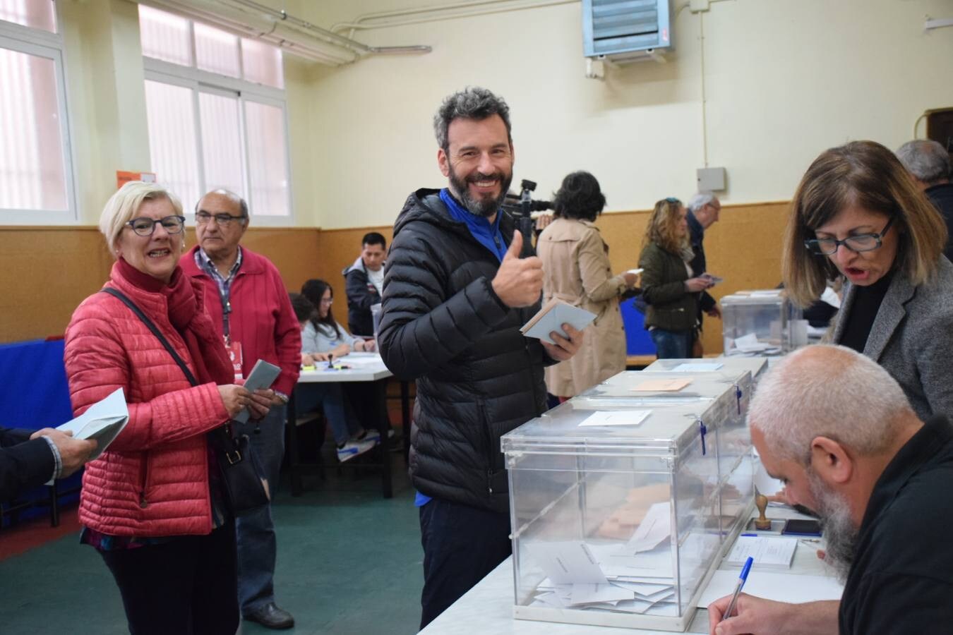 La jornada electoral discurre con normalidad en La Rioja.