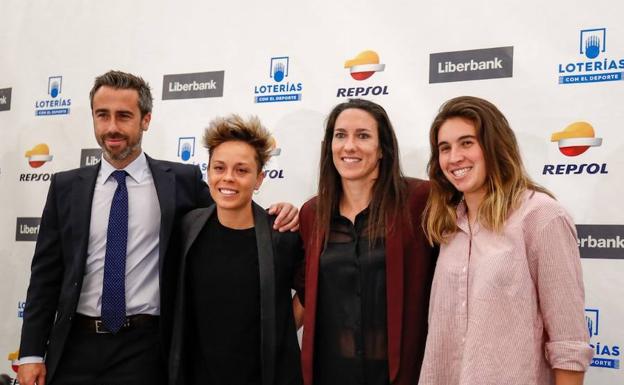 Jorge Vilda, Amanda Sampedro, Silvia Meseguer y Mariona Caldentey. 