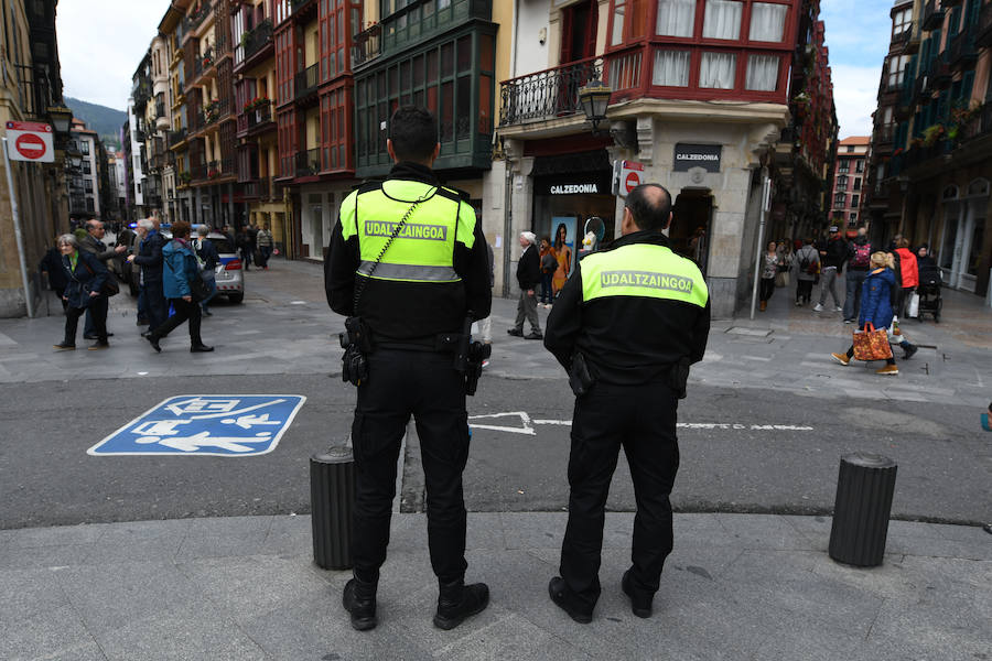 El director y presidente de la Academia de Cine Mariano graba una serie de Movistar sobre los orígenes de la organización terrorista