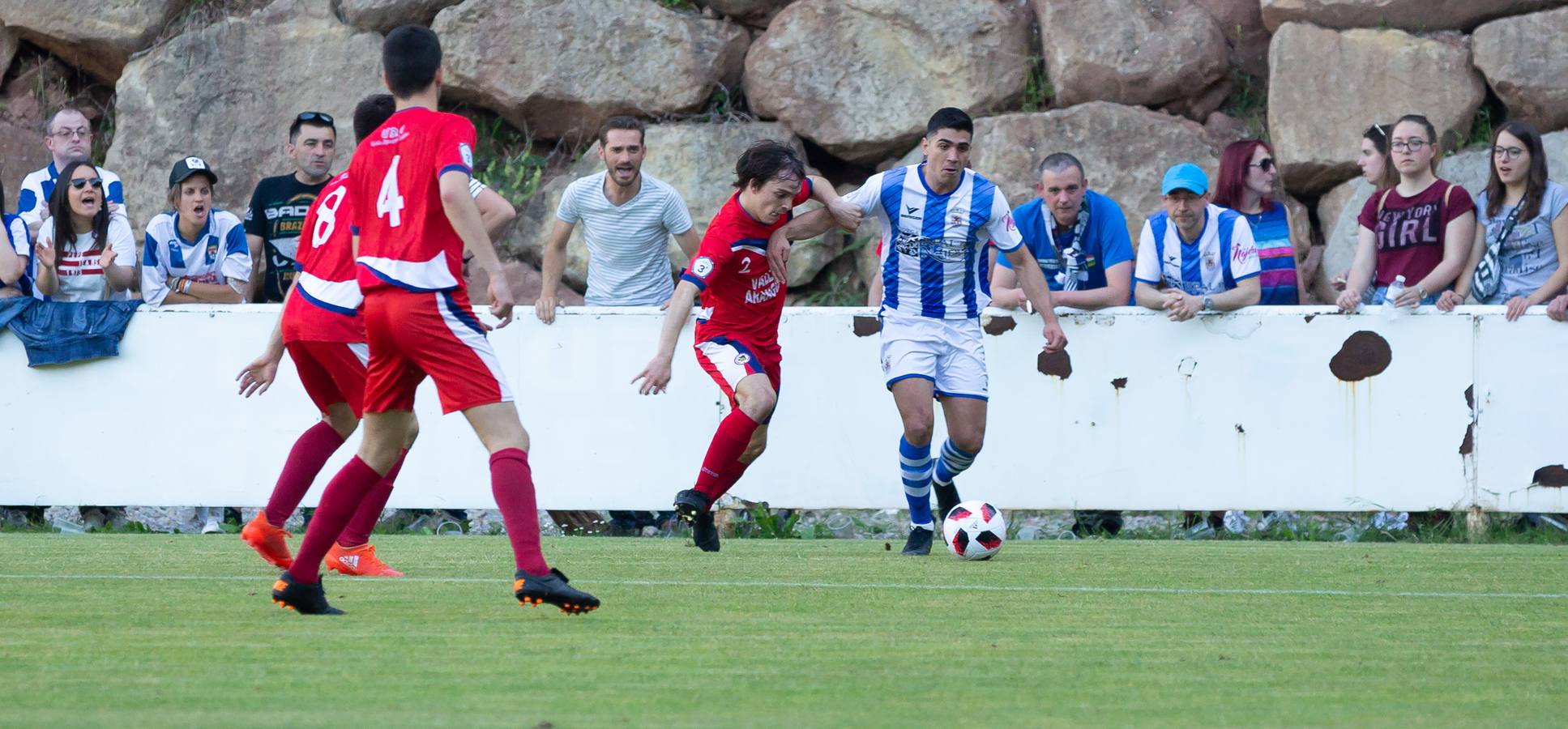 Los de Roberto Ochoa quedan apeados del 'play off' de ascenso tras empatar a un tanto contra los navarros