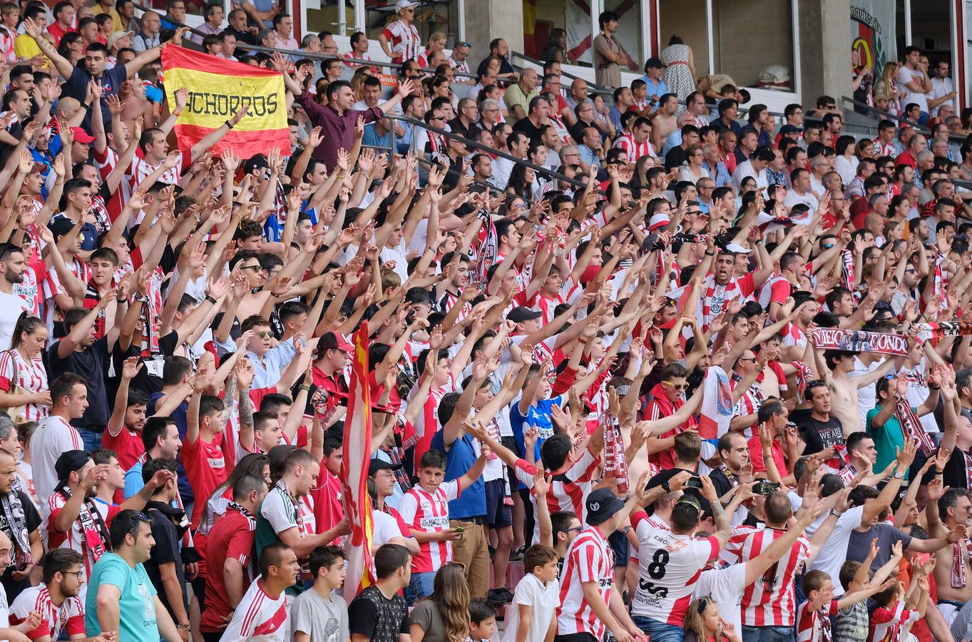 Fotos: UDL-Badajoz: el ambiente previo