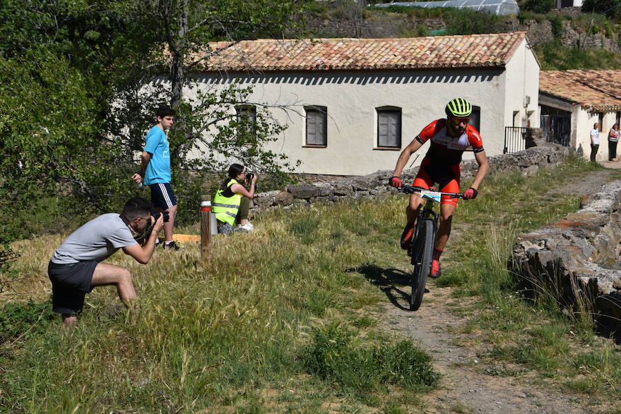 Erik Altuna gana en el Linares