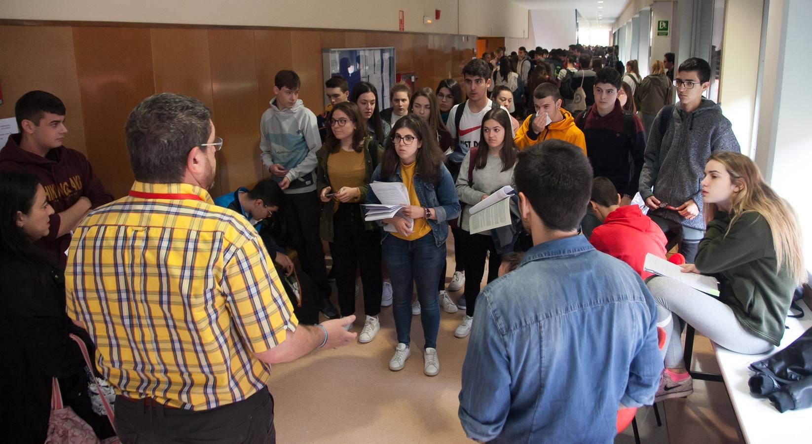 Fotos: Comienza la EBAU en Logroño