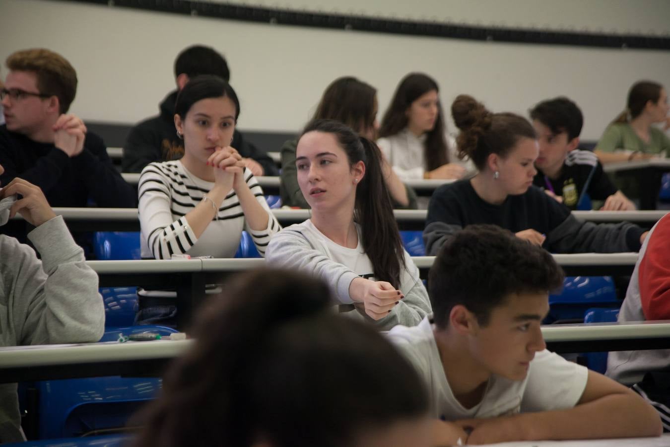 Fotos: Comienza la EBAU en Logroño