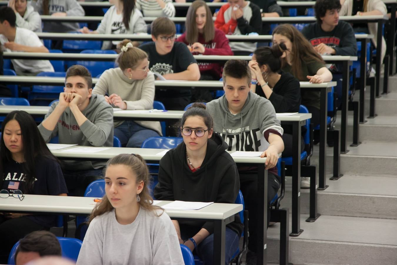 Fotos: Comienza la EBAU en Logroño