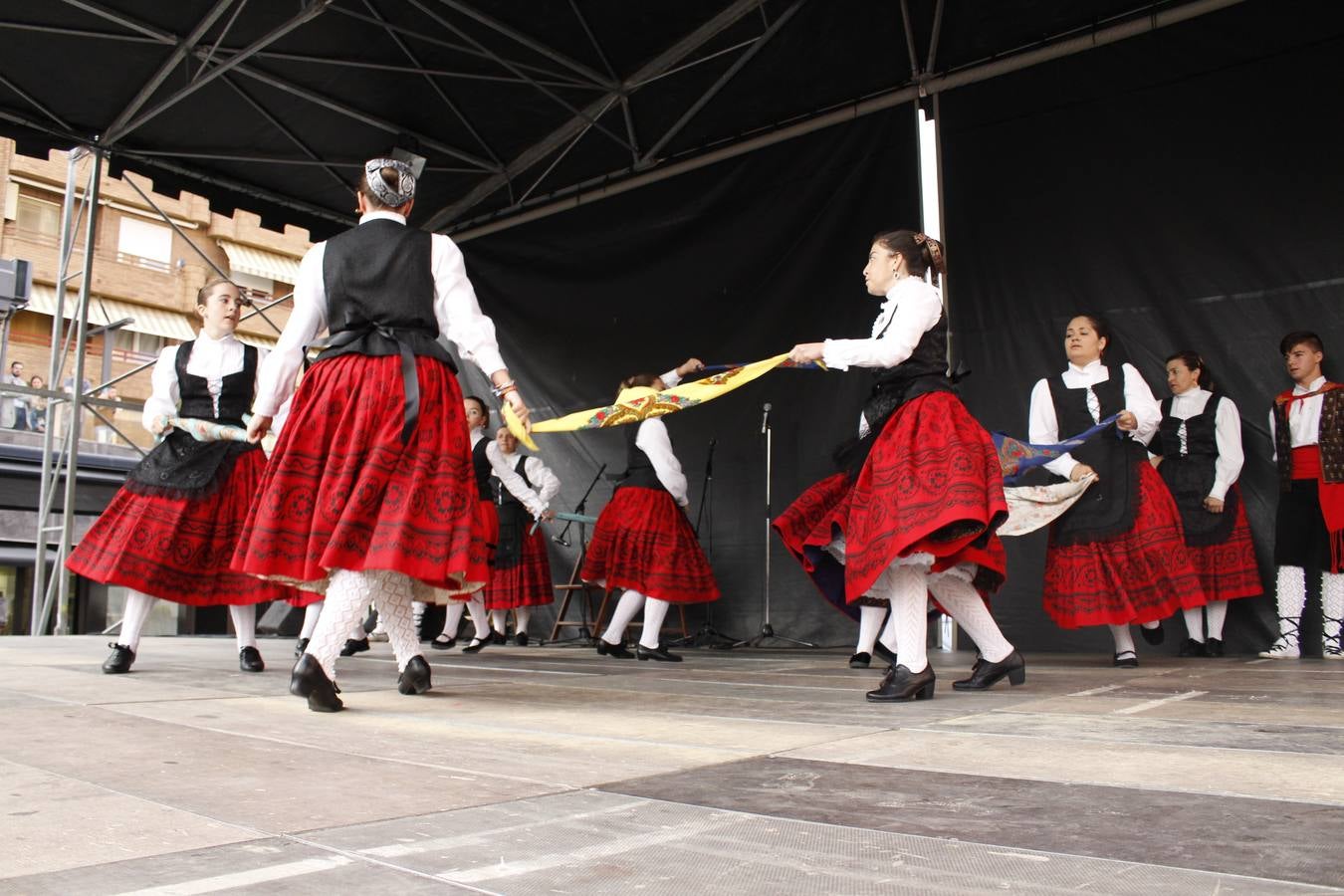 Fotos: Arnedo celebra el Día de La Rioja