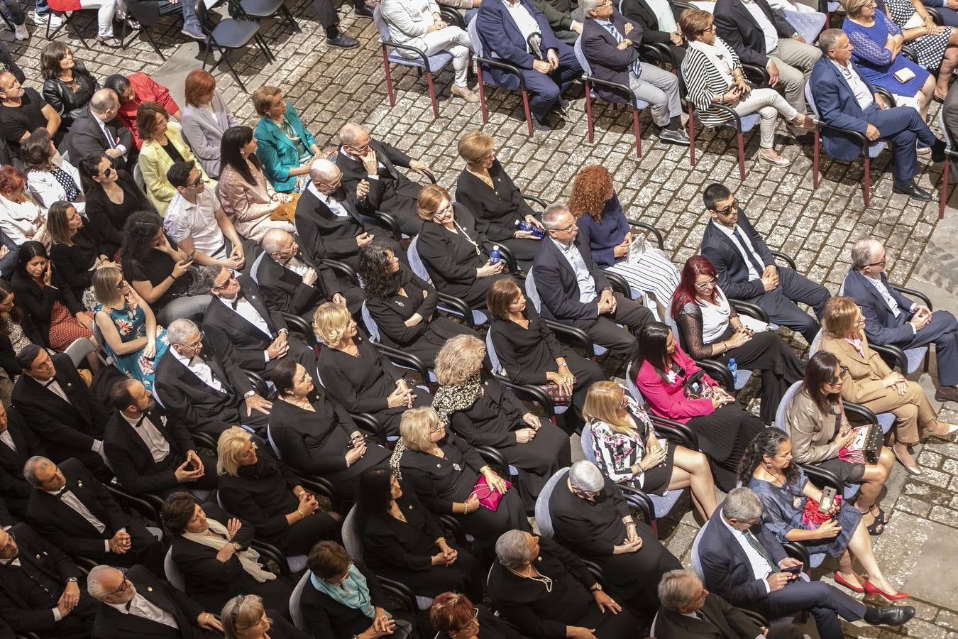 San Millán de la Cogolla ha acogido la celebración institucional del 9 de junio con la entrega de las Medallas de La Rioja, el Galardón de las Artes y las distinciones de Riojanos Ilustres 