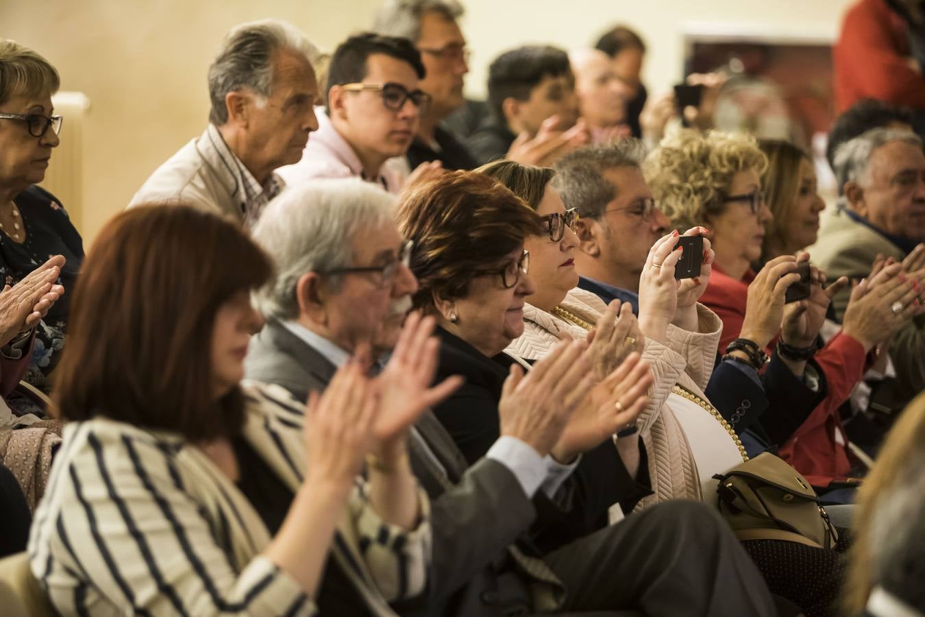 Acto de entrega de la Insignias de San Bernabé, en esta ocasión, al periodista Fernando Lázaro; la presidenta del CERMI, Manoli Muro; el médico Joaquín Yangüela; y la voluntaria María Jesús Romero