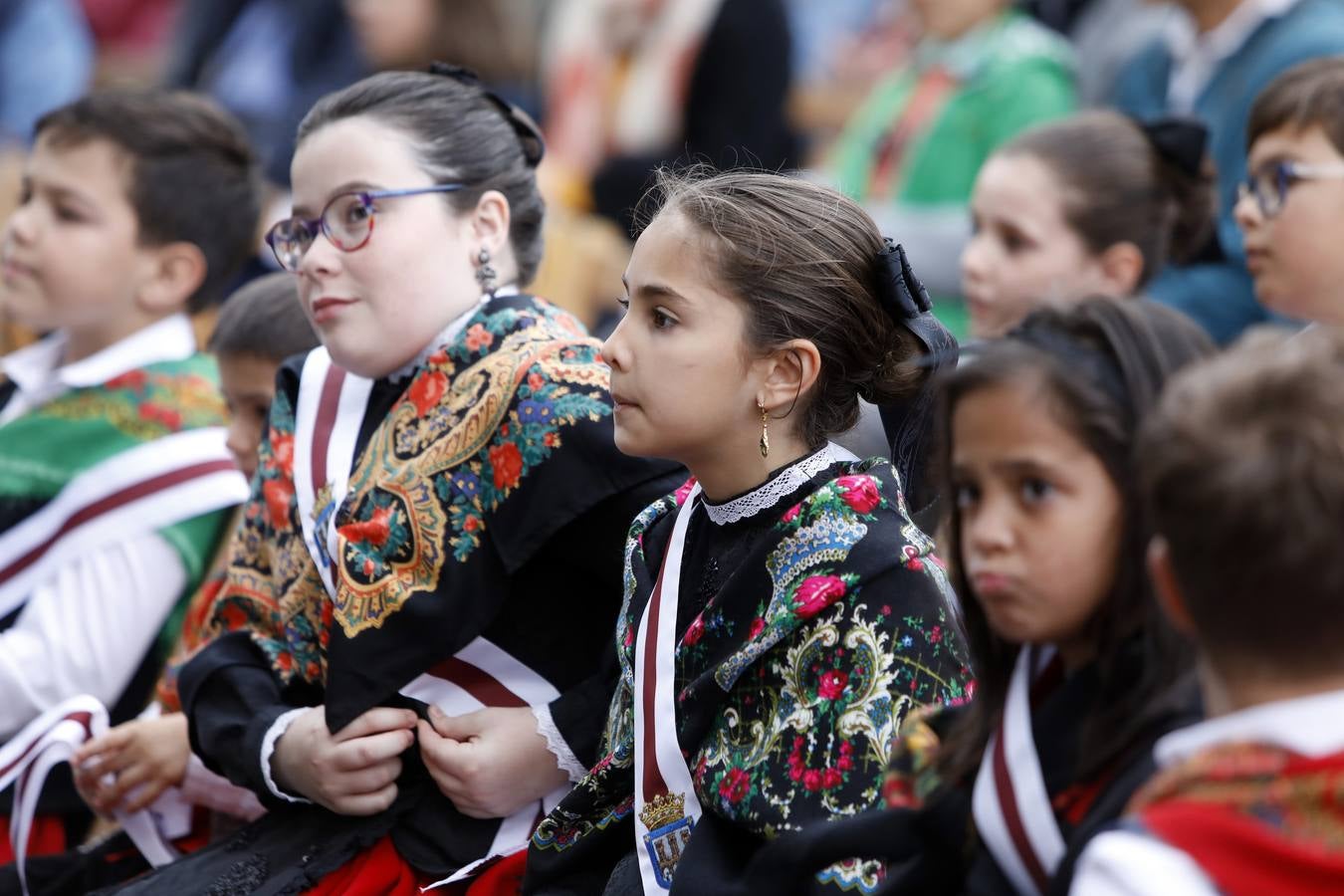 Fotos: Tradicional ofrenda de flores en El Revellín