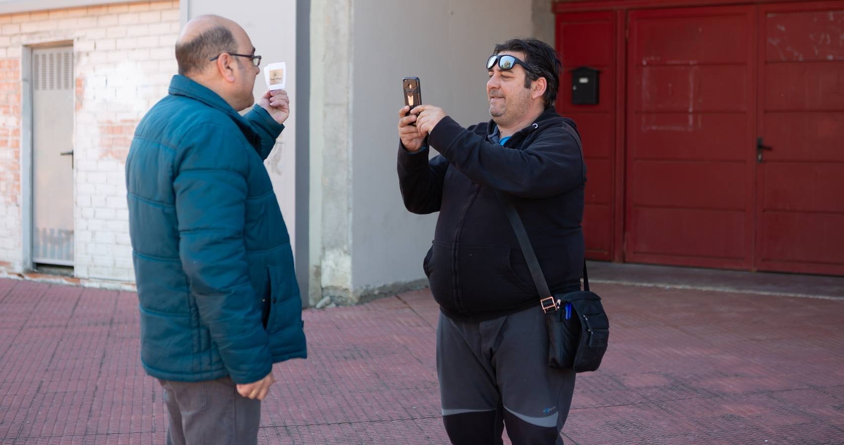 Fotos: Los aficionados acuden a las taquillas de la UDL a por las entradas del partido frente al Hércules