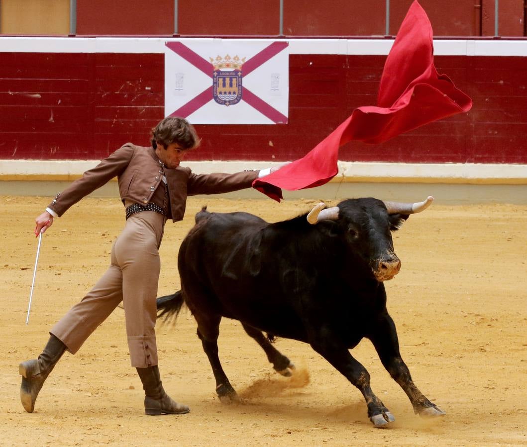 Más de 5.000 personas se dieron cita en el festejo taurino de La Ribera