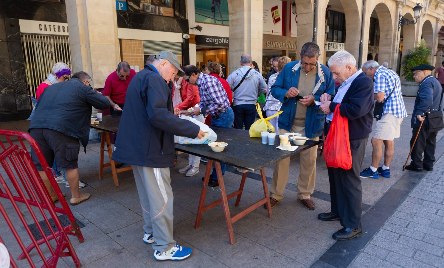 El acto ha tenido lugar en la confluencia de las calles Portales y Juan Lobo