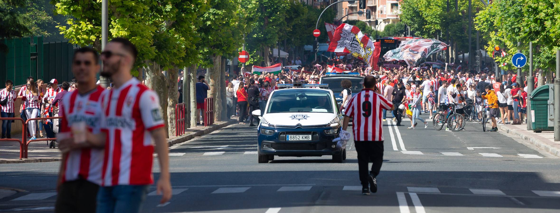 Fotos: La afición arropa a la UD Logroñés (3)